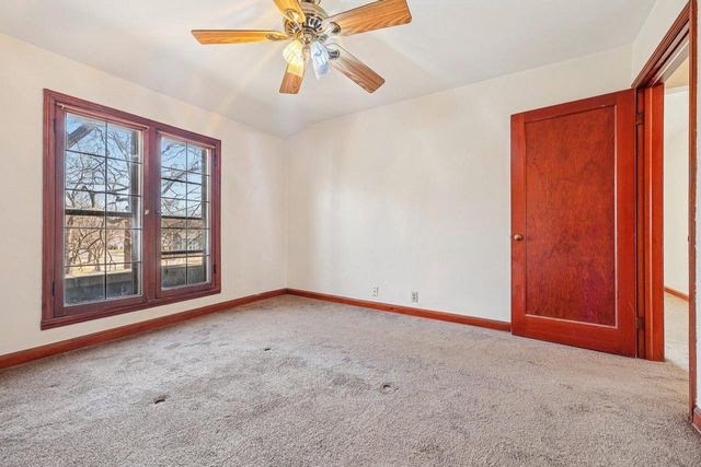 4703 W Jackson Park DRIVE, Milwaukee, WI 53219