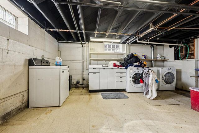 4703 W Jackson Park DRIVE, Milwaukee, WI 53219