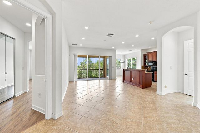 8288 NW 128th Lane 38-F, Parkland, FL 33076
