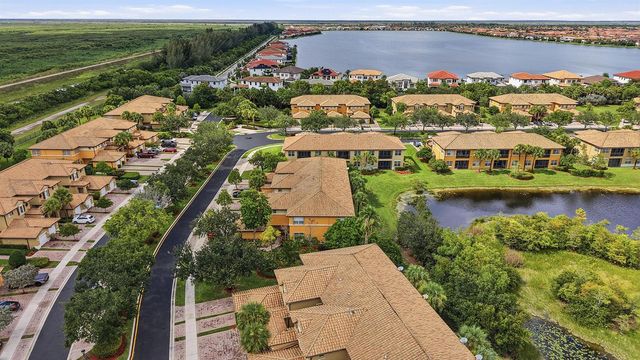8288 NW 128th Lane 38-F, Parkland, FL 33076