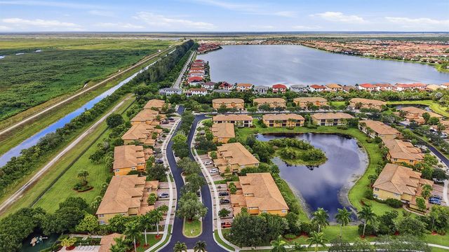 8288 NW 128th Lane 38-F, Parkland, FL 33076