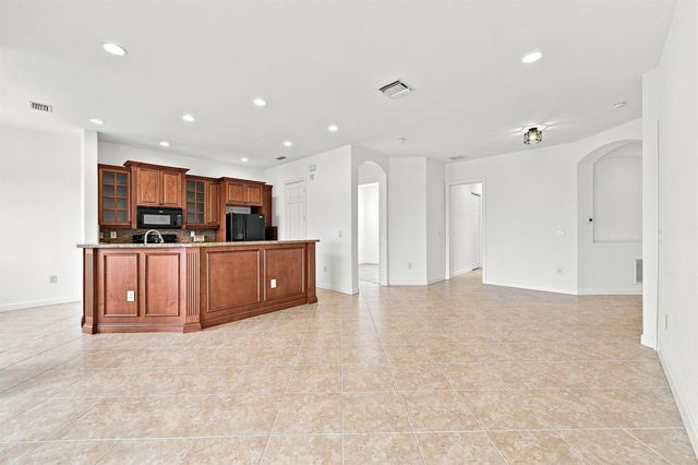 8288 NW 128th Lane 38-F, Parkland, FL 33076