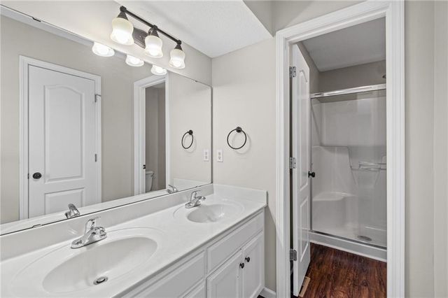 1505 Clear Creek Drive, Kearney, MO 64060