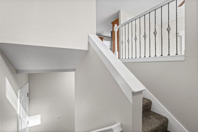 1505 Clear Creek Drive, Kearney, MO 64060