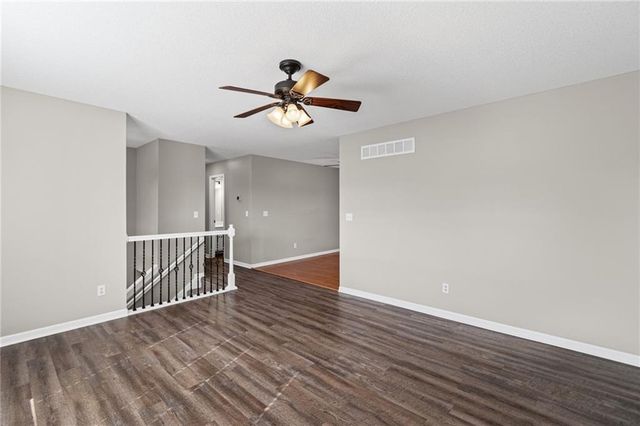 1505 Clear Creek Drive, Kearney, MO 64060