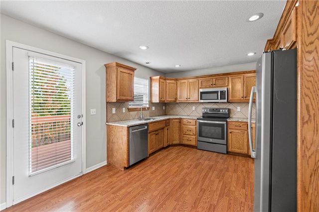 1505 Clear Creek Drive, Kearney, MO 64060