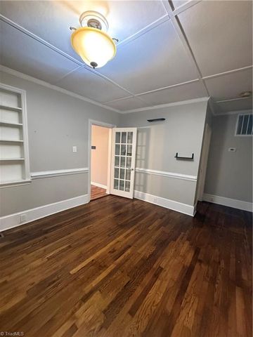 4220 Harvard Avenue, Greensboro, NC 27407