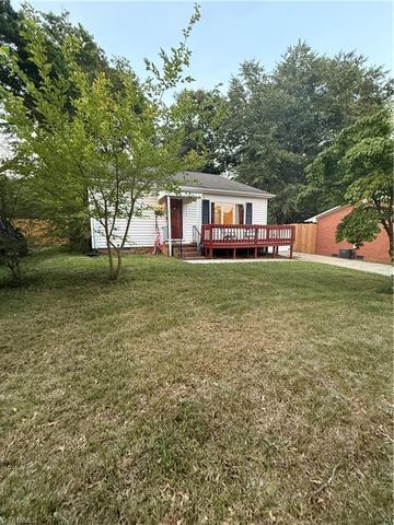 4220 Harvard Avenue, Greensboro, NC 27407