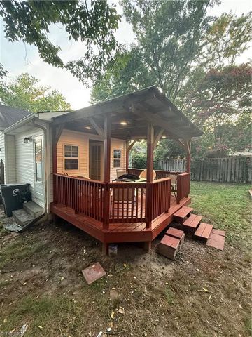 4220 Harvard Avenue, Greensboro, NC 27407