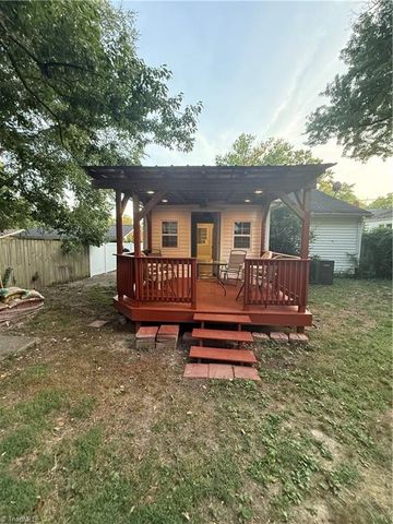 4220 Harvard Avenue, Greensboro, NC 27407