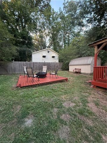 4220 Harvard Avenue, Greensboro, NC 27407
