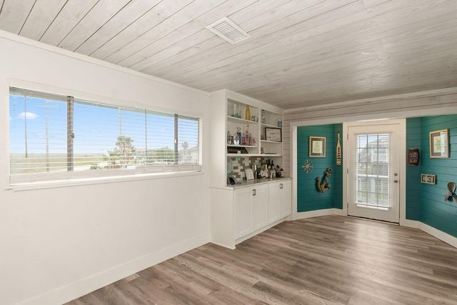 1503 Blue Water Drive, Freeport, TX 77541