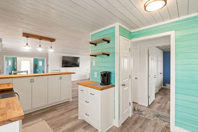 1503 Blue Water Drive, Freeport, TX 77541