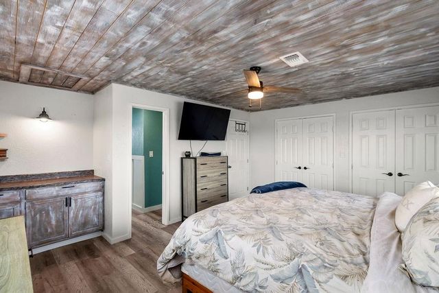 1503 Blue Water Drive, Freeport, TX 77541