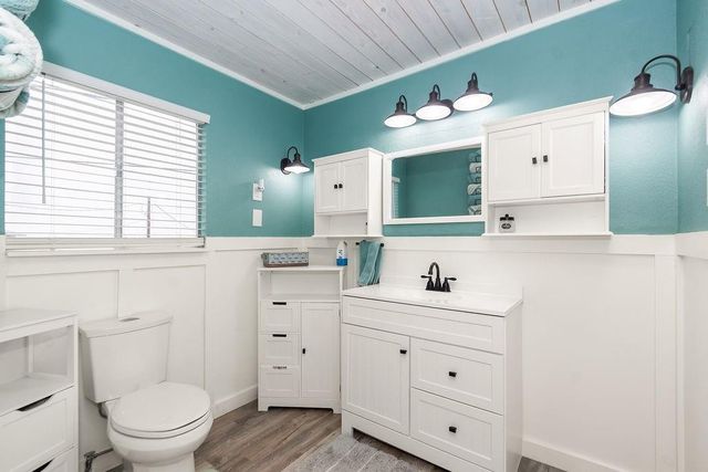 1503 Blue Water Drive, Freeport, TX 77541