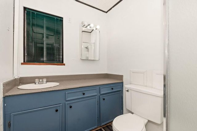 1503 Blue Water Drive, Freeport, TX 77541