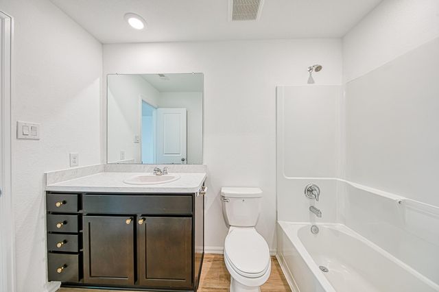 14418 Woodcott Warren Way, Rosharon, TX 77583