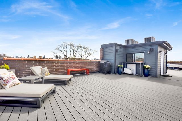 1341 W George Street 3, Chicago, IL 60657