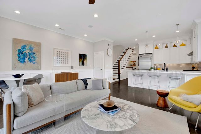 1341 W George Street 3, Chicago, IL 60657