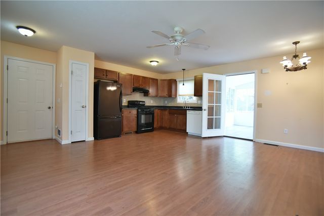 2405 Penfield Road, Penfield, NY 14526