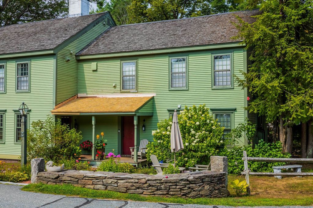 85 Dartmouth College Hwy Unit 203, Lyme, NH 03768