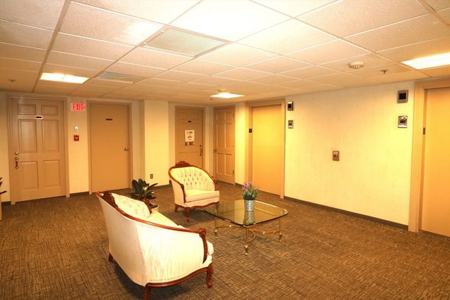 44 Elm Street 509, Worcester, MA 01609