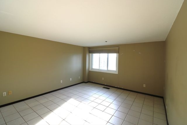 44 Elm Street 509, Worcester, MA 01609