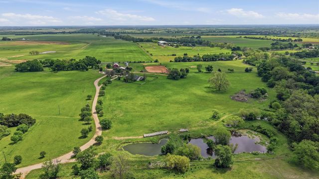 1100 Debbie Lane, Pilot Point, TX 76258