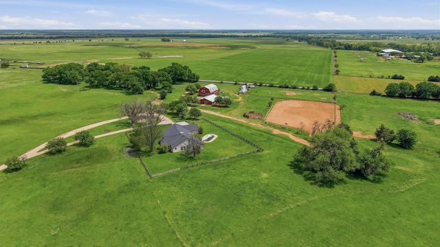 1100 Debbie Lane, Pilot Point, TX 76258