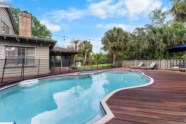 1850 SW Crane Creek Avenue, Palm City, FL 34990