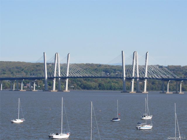 103 Gedney Street 4M, Nyack, NY 10960