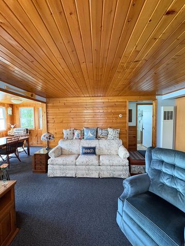 11680 E 600 N, Orland, IN 46776