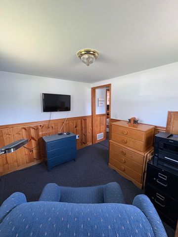 11680 E 600 N, Orland, IN 46776