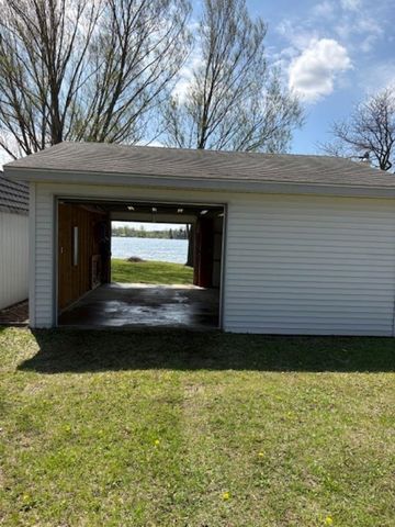 11680 E 600 N, Orland, IN 46776