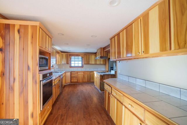 469 Dyal Road, Baxley, GA 31513