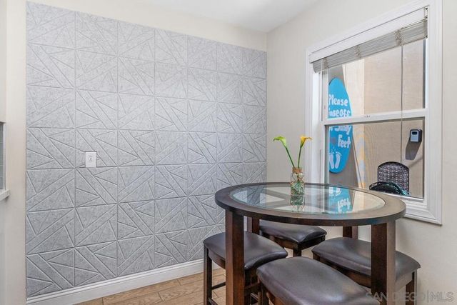 2052 Balboa Ave, San Diego, CA 92109
