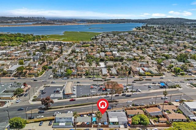 2052 Balboa Ave, San Diego, CA 92109