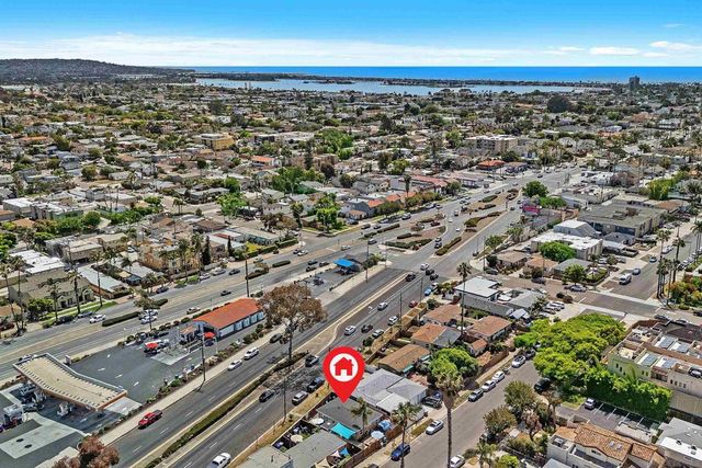 2052 Balboa Ave, San Diego, CA 92109