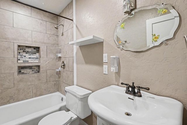 13334 Emporia Street, Houston, TX 77015