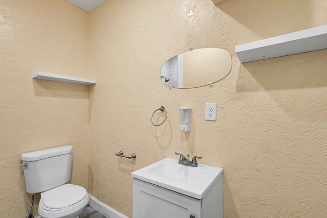 13334 Emporia Street, Houston, TX 77015