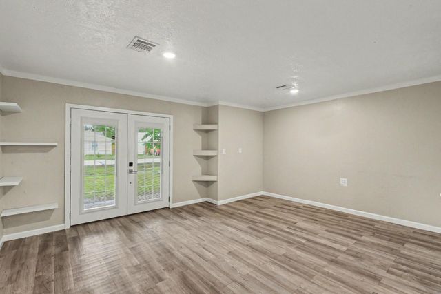 13334 Emporia Street, Houston, TX 77015