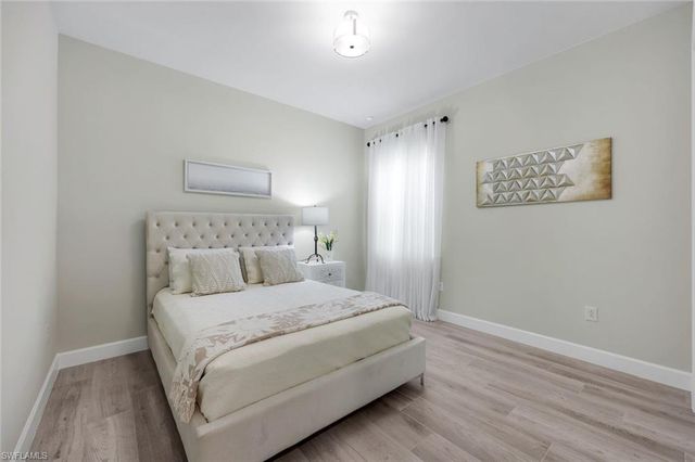 9512 Greyhawk TRL, Naples, FL 34120