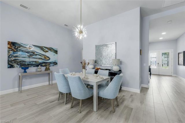 9512 Greyhawk TRL, Naples, FL 34120