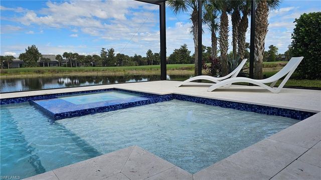 9512 Greyhawk TRL, Naples, FL 34120