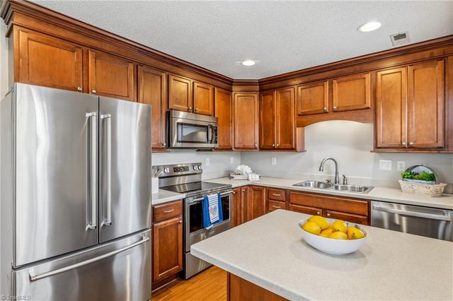 3229 Regents Park Lane A, Greensboro, NC 27455