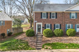 3229 Regents Park Lane A, Greensboro, NC 27455