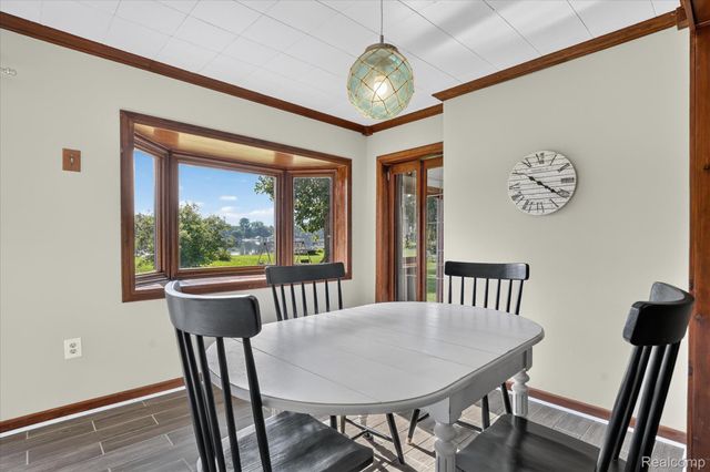 6390 Buckshore Drive, Hamburg Township, MI 48189