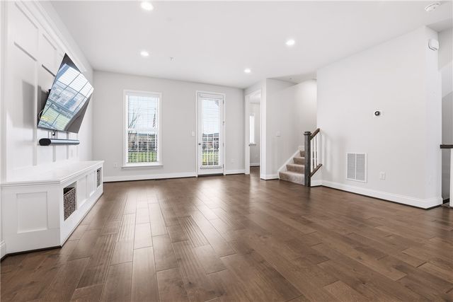 117 Meeder Ln, Cranberry Twp, PA 16066