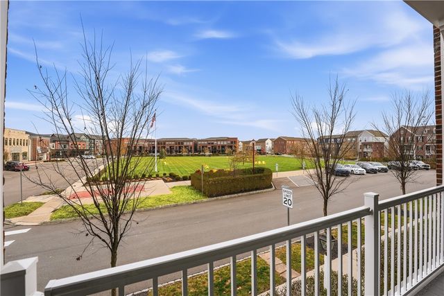 117 Meeder Ln, Cranberry Twp, PA 16066