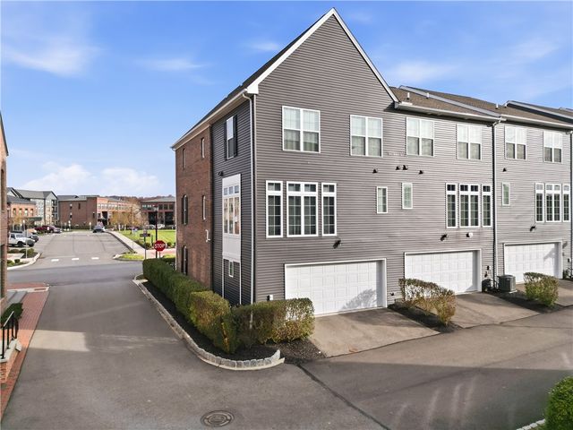 117 Meeder Ln, Cranberry Twp, PA 16066